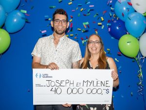 Montérégie couple win $40 million lottery jackpot item-thumbnail
